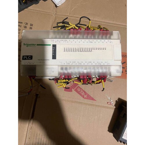 TM218LDA40DRN 施耐de 可编程控制器