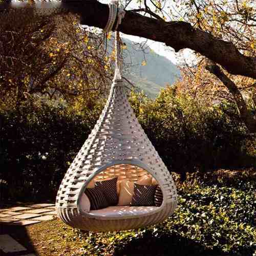 户外景区度假村室外外摆藤编鸟巢阳光房露台天台防水防晒躺床组合