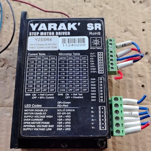 拆机一个信浓YARAK步进驱动器Y2SSR4议价
