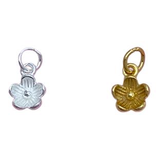 S925纯银小配件实心小桃花吊坠电镀黄金花朵挂坠DIY手链配饰女