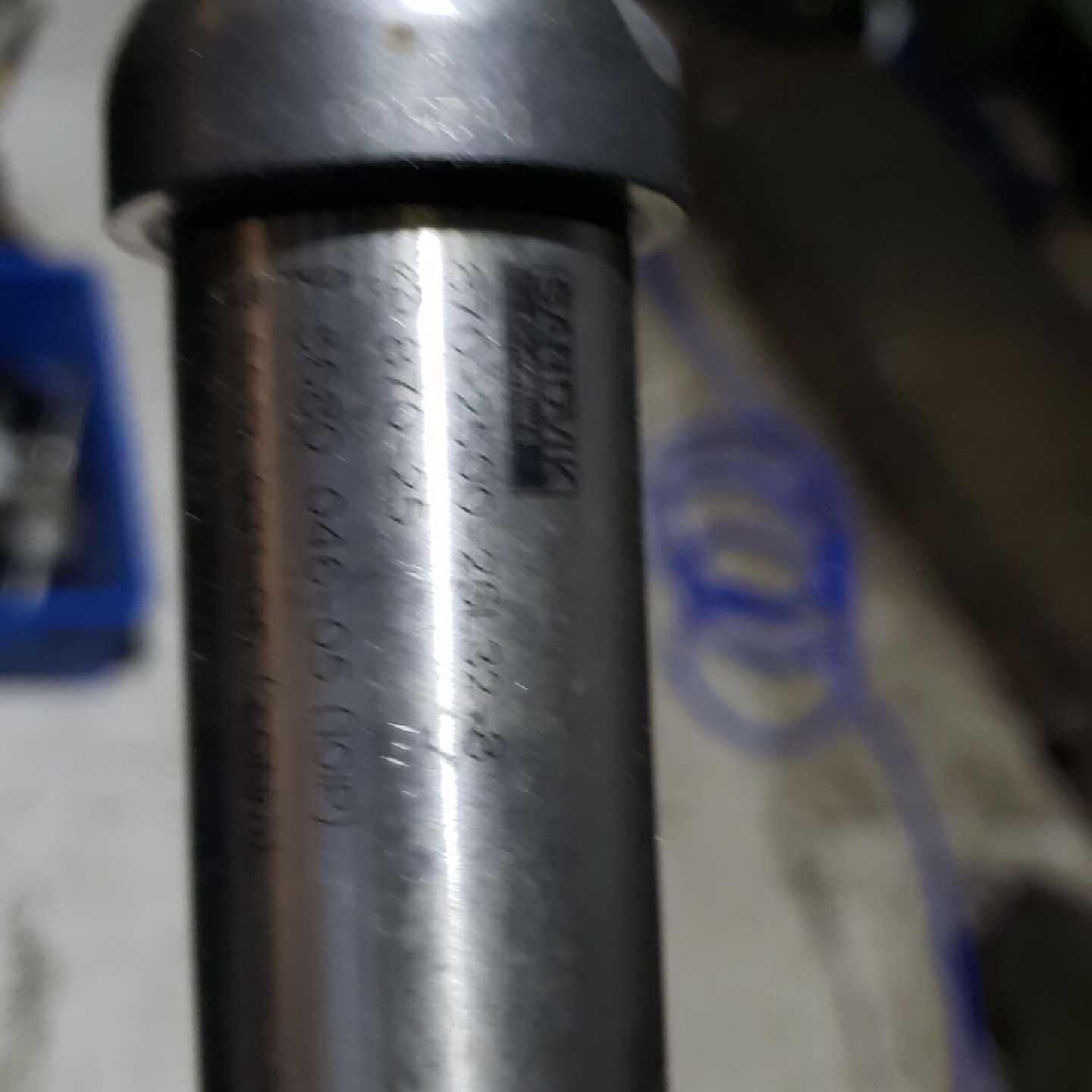 山特维克870钻杆 二手山特870暴力钻头,直径25,8倍径
