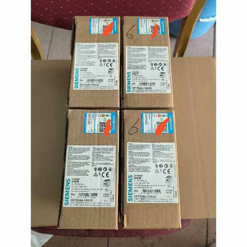 议价可维修西门子接触器3RT50441AN20数量四台实物拍摄