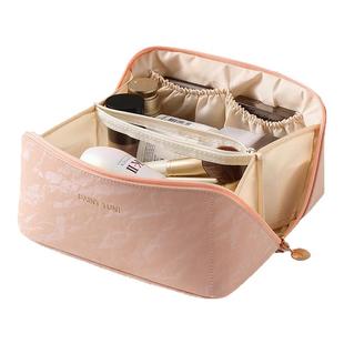 化妆包女2025新款便携式大容量外出旅行防水化妆品洗漱收纳包高端