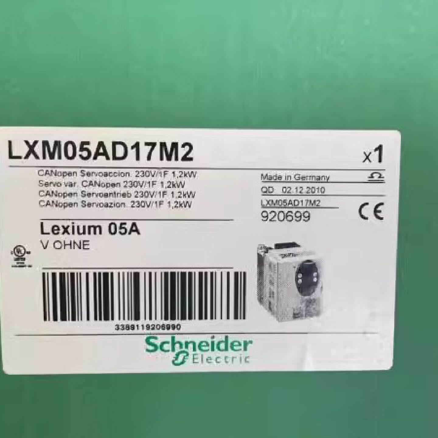 议价施耐德驱动器LXM05AD22N4          LXM05AD17M2