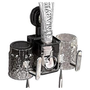 吸盘新款挤牙膏器牙刷置物架壁挂式免打孔卫生间刷牙杯漱口杯挂架