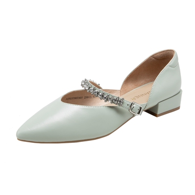 千百度精致水钻尖头单鞋