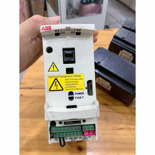 变频器ACS350-03E-04A1-4—议价