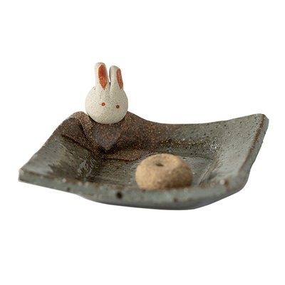 日本进口插香盘可爱兔子香薰盘濑户烧