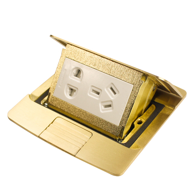 原装松下五孔防水插座