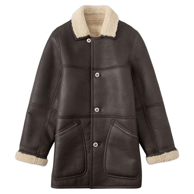 拼接皮毛一体大衣鹿角扣