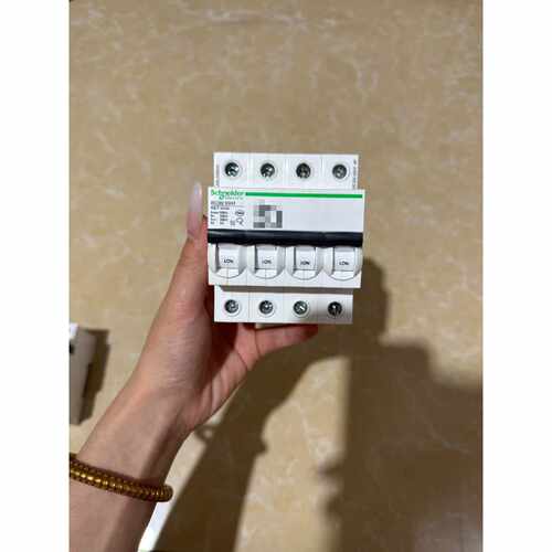 〔议价-可维修〕施耐德iSCB2 65H1浪涌后备保护器 4P四极 65kA 全