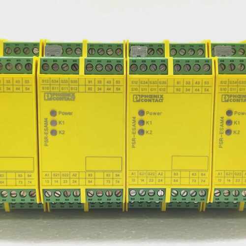 PHOENIX CONTACT PSR-ESAM4 SAFETY RELAY 2963912 (LOT OF 4)