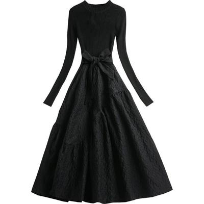 收腰针织赫本风高级感提花连衣裙