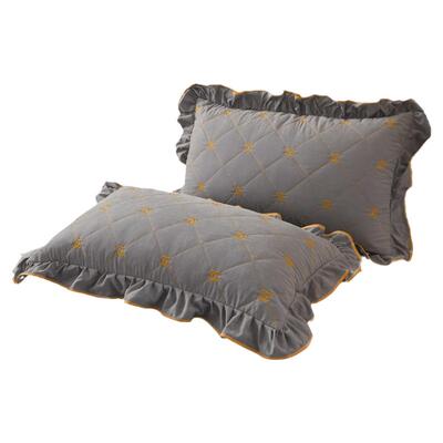 纯色绗缝夹棉枕套一对装荷叶花边