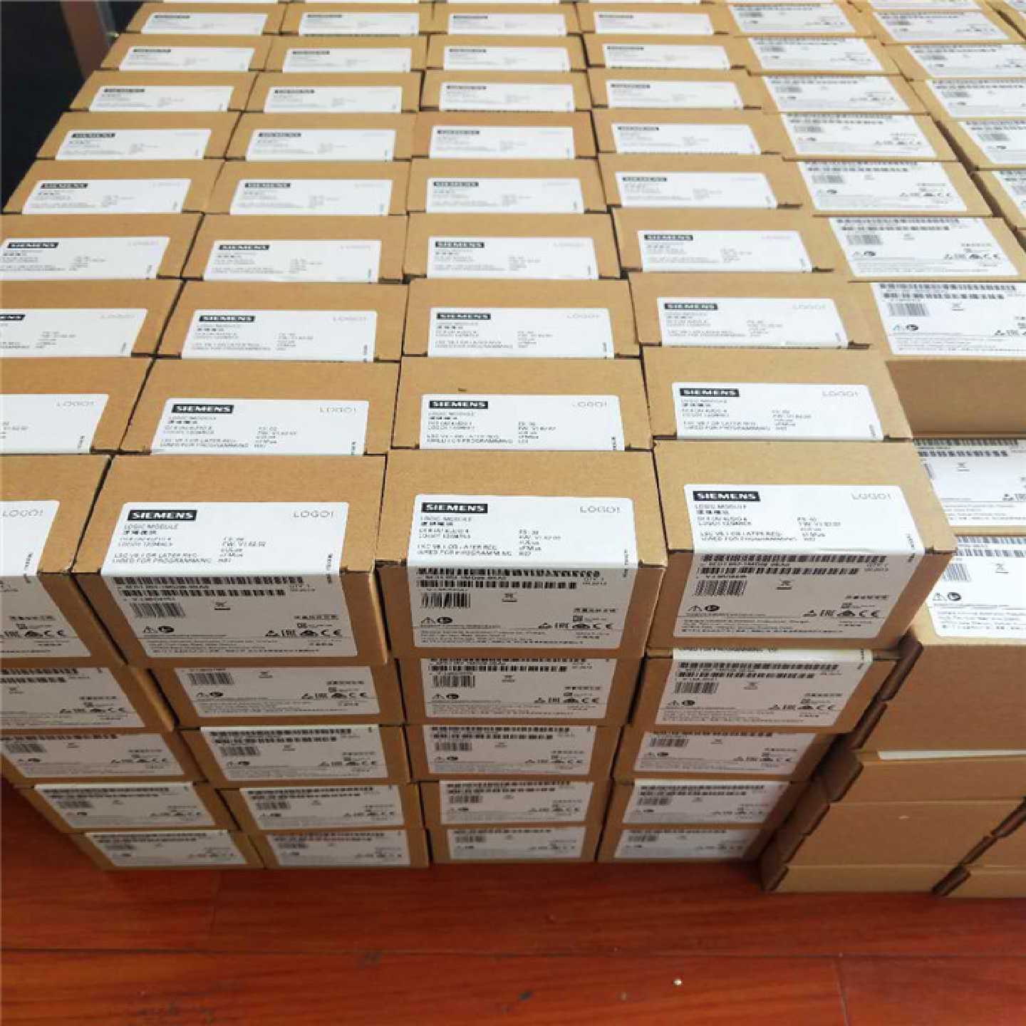 议价西门子6GK5496-4MA00-8AA2 SCALANCE X-400扩展器模块EM496-4