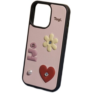 Tagi. 《i》想象花园钻石珍珠爱心鼓鼓肤感皮质手机壳iPhone15pm