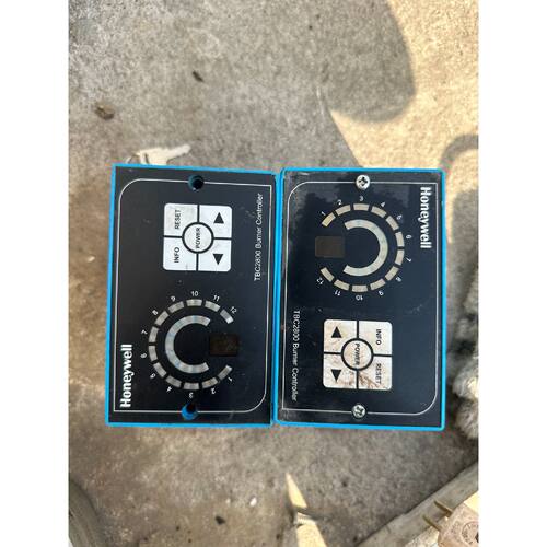 询价下单霍尼韦尔TBC2800A1000燃烧控制器，原装拆机，功能正