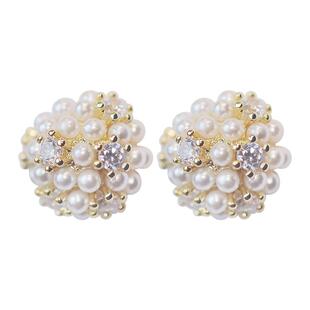 复古绣球耳环2026年新款爆款精致合成锆石人造珍珠耳钉女简约小巧