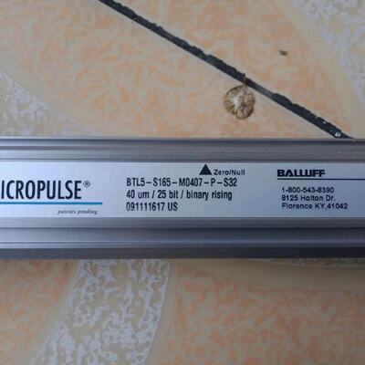 议价全新原装BALLUFF巴鲁夫BTL5-S165-M0407-P-S32 091111617