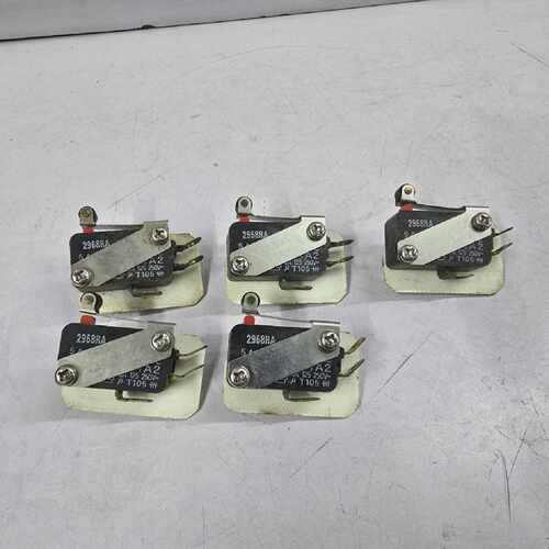 Omron VX-5-1A2 Micro Switch 5A 125 250 VAC 2968RA LOT 5 Piec