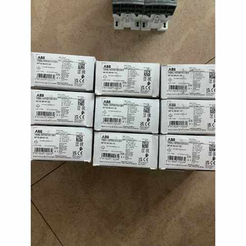 询价-接触器AF12-30-01-13 100-250V 数