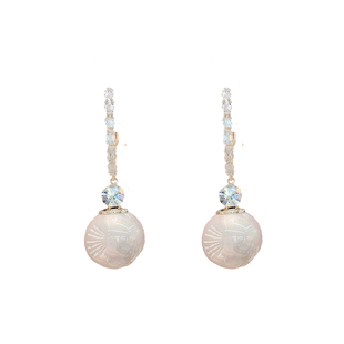 2023年新款高级感大气珍珠水钻耳扣式耳环耳坠银针时尚气质耳饰女