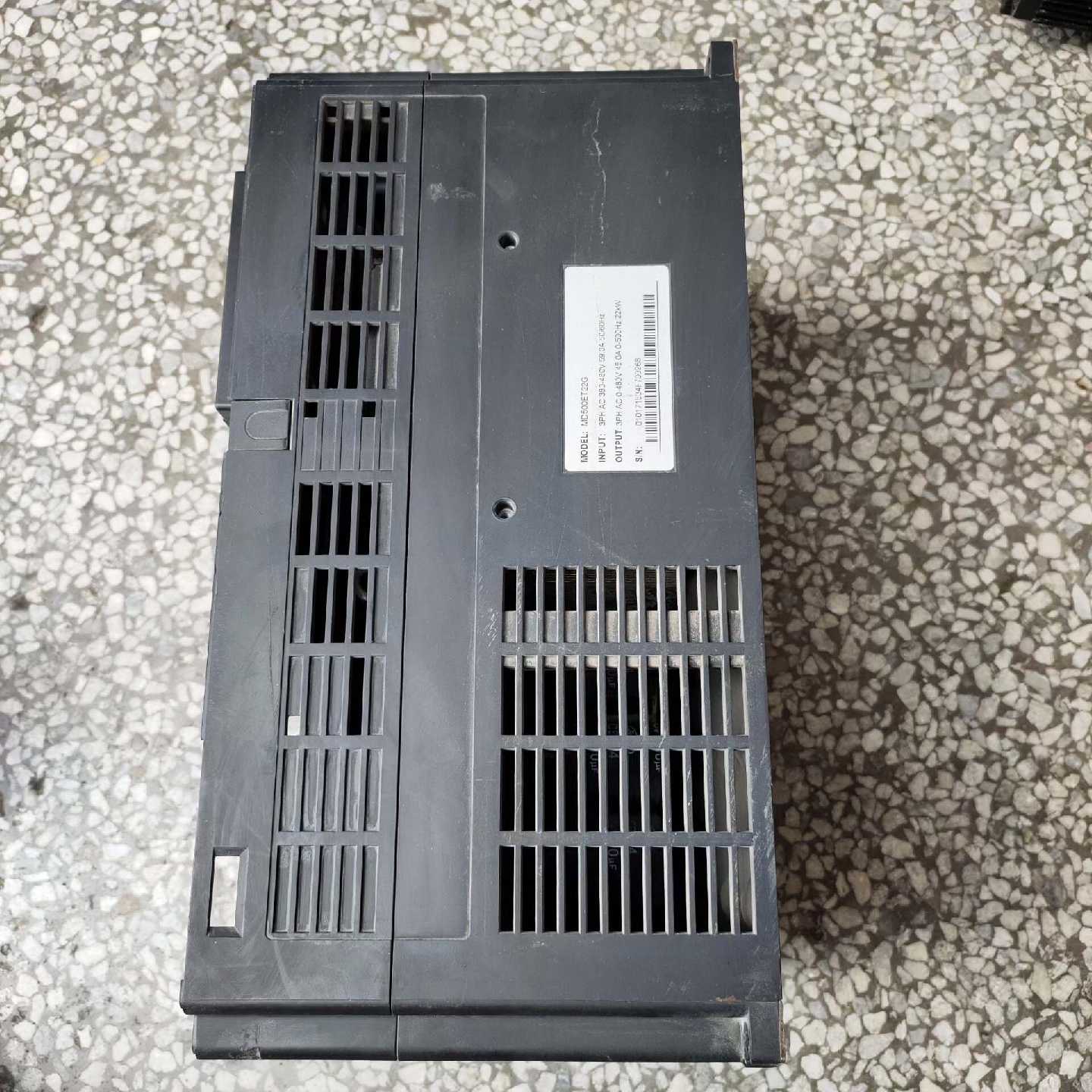 议价汇川变频器MD500ET22G22kw维修图片