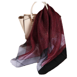 优雅高级感金边时尚双层大方巾女保暖围巾纱巾真丝丝巾酒红色披肩