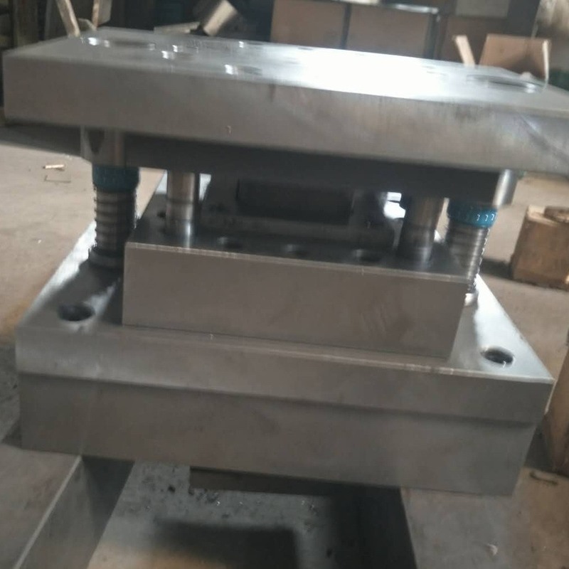 拉伸壳自动旋切模具设计加工惠州五金模具工厂