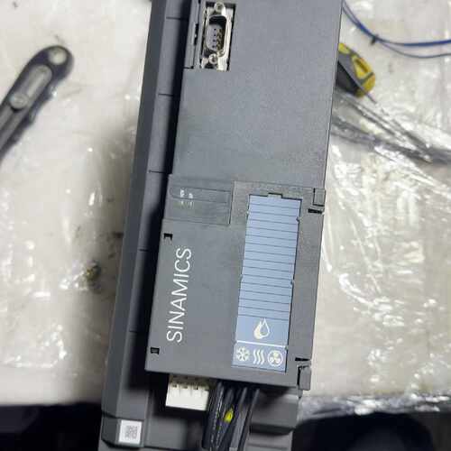 溢价-变频器6SL3220-1YD20-0UB0，4KW,实