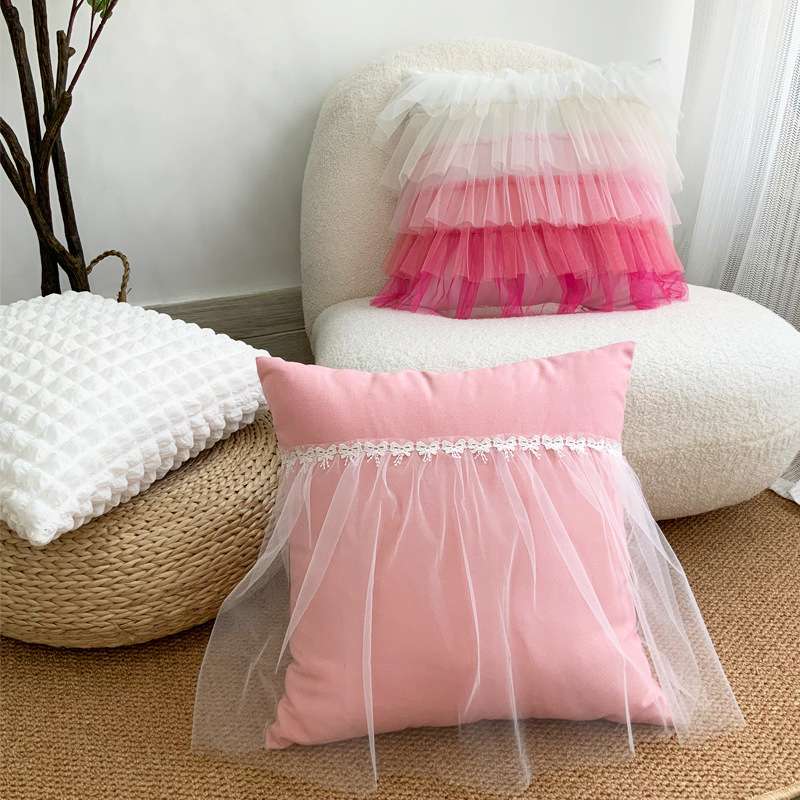日式小清新蝴蝶网纱心裙抱靠垫蛋糕枕网少女纱沙发枕渐变抱蕾丝