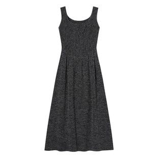 EPTISON针织连衣裙女2025冬季新款复古少女风长款梨形伯克利裙子