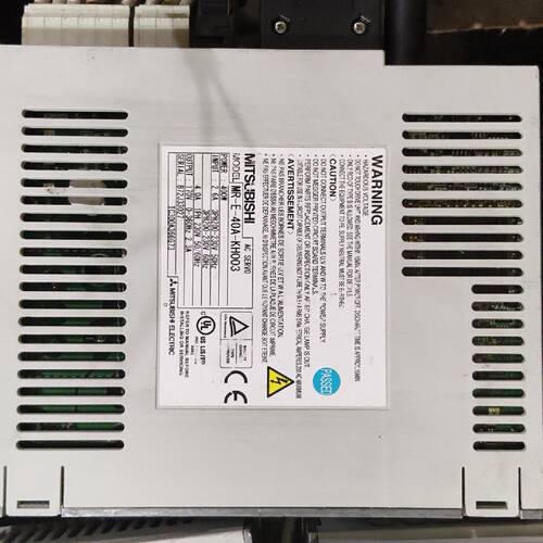 议价三菱驱动器MRE40AKH003400W拆机三维修