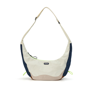 Across原创设计潮牌斜挎包女休闲便携单肩包男挎包通勤百搭饺子包