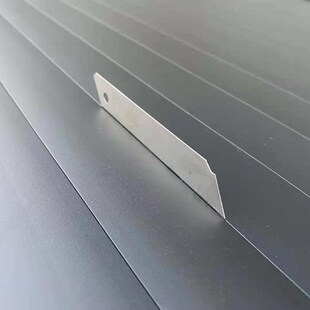 厂家批发适用于五十铃dmax皮卡后盖长城炮龙门架手动卷帘皮卡后盖