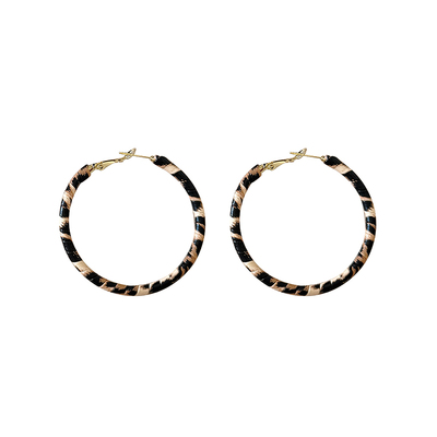 复古港风豹纹皮革耳环圈圈耳钉女