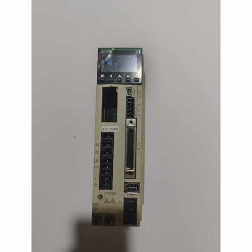 议价禾川驱动器SVX3EA075AA750W原装拆维修