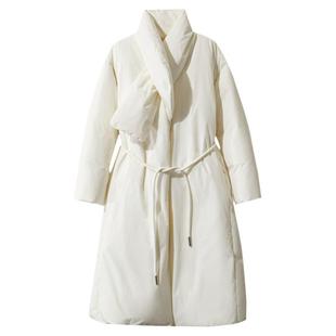 Amii穿插式围巾领羽绒服女冬2024新款字母刺绣配腰绳宽松长款外套