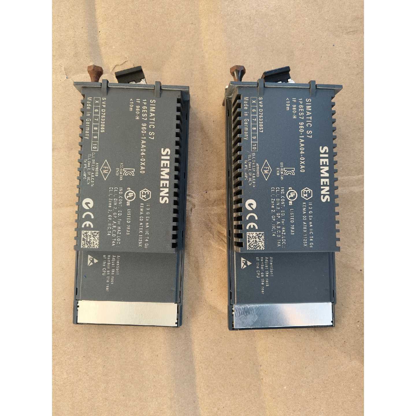 议价西门子6ES7 960-1AA04-0XA0模块 2个