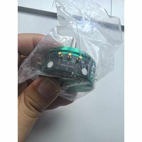 Green Pot导电塑料电位器，型号CPP-45B-47，