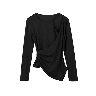 圆领不规则设计感常规长袖