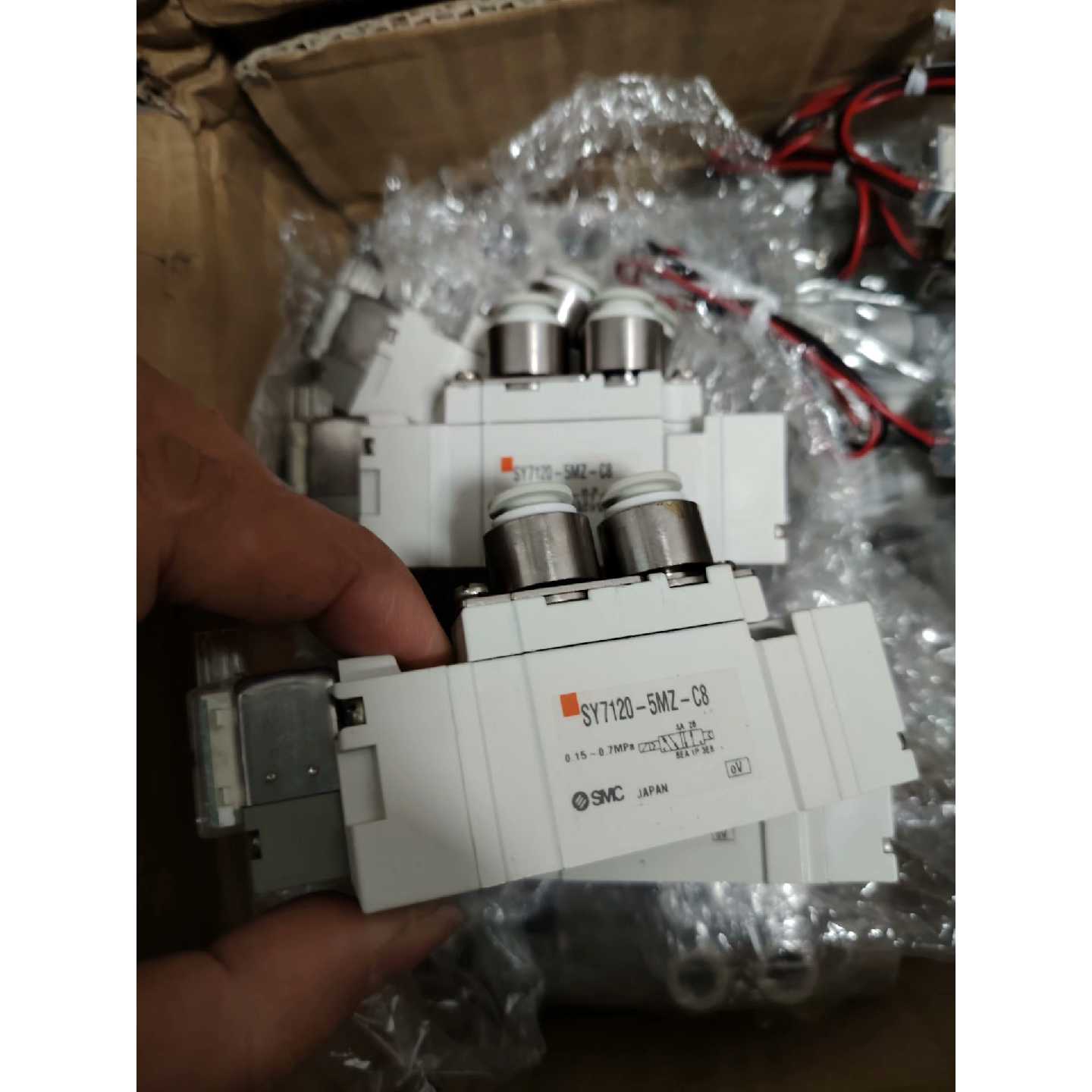 询价-SY71205LZD5G5MZC8电磁阀24