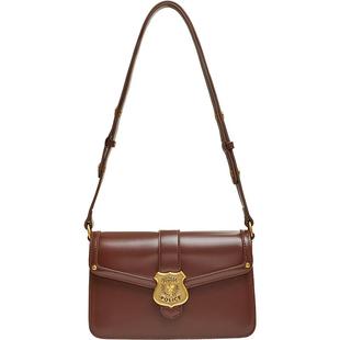 天美意疯狂动物城联名徽章邮差包女小方包单肩斜挎包季新款