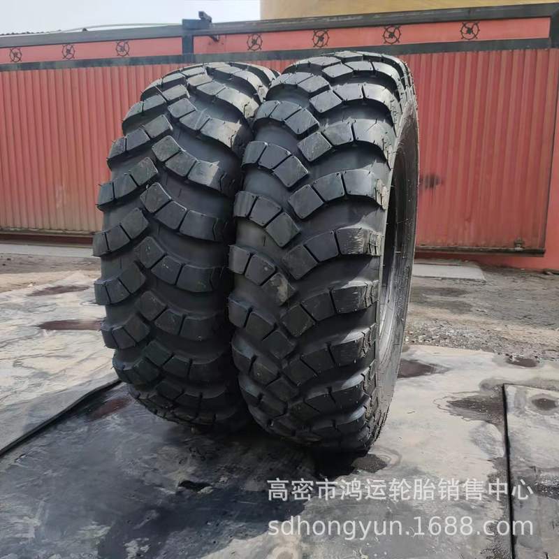 陕汽配套重型载重卡车12.5-20越野人字轮式挖掘机13-20牵引车轮胎