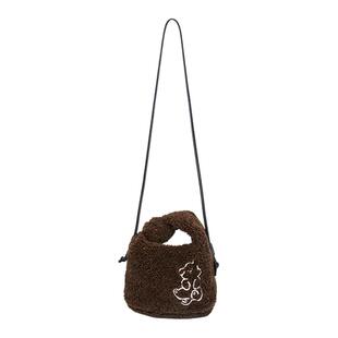 MOUSSY潦草小狗系列秋季新品可爱软糯毛绒单肩包028IAA01-1033