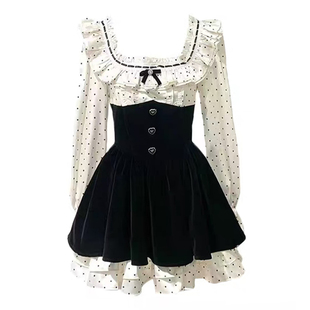 法式古堡千金少女连衣裙波点高级感假两件方领长袖收腰显瘦蓬蓬裙