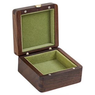 胸针收纳盒高档女气质首饰盒西装大衣胸花包装空盒便携实木饰品盒