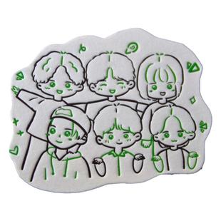 纸徽章定做胸针冰箱贴扩香片定制环保无味五香卡片纸车载挂件吧唧