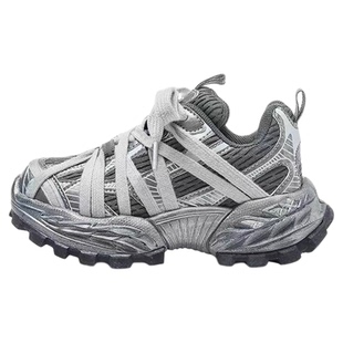 女童加绒透气运动鞋2025秋冬季新款男童软底轮胎网鞋儿童老爹鞋子