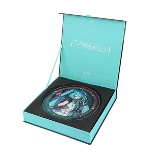 广博初音未来音诞纪限量礼盒立牌挂件徽章吧唧盲盒撕拉相片冰箱贴